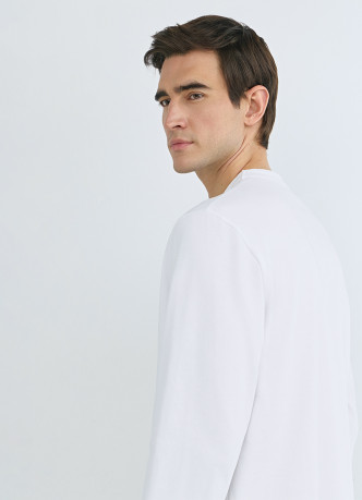 Базовый лонгслив из плотного хлопка