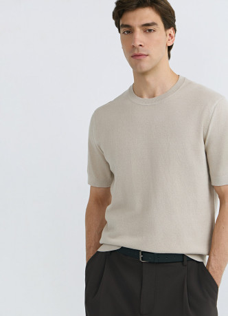 Футболка из текстурной ткани