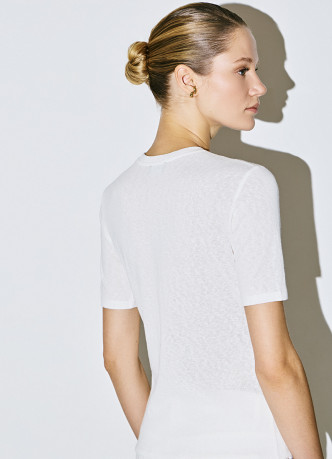 Футболка с вырезом "Хенли"