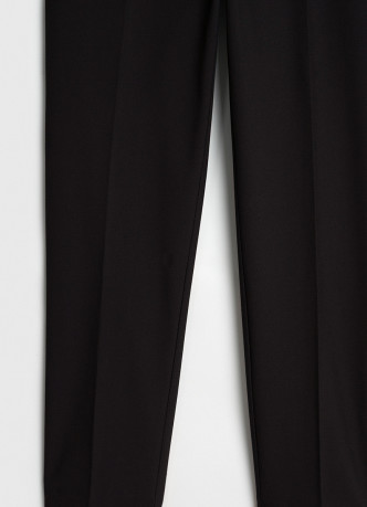 Прямые брюки с эластичным поясом