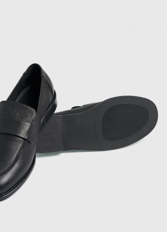 Лоферы из натуральной кожи