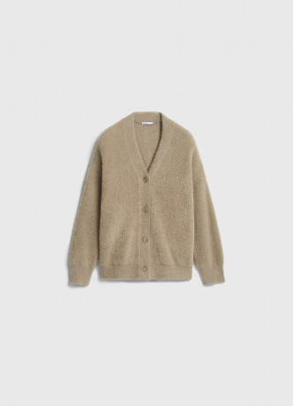 Кардиган из пушистой пряжи на пуговицах
