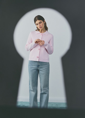 Кардиган с фигурными пуговицами