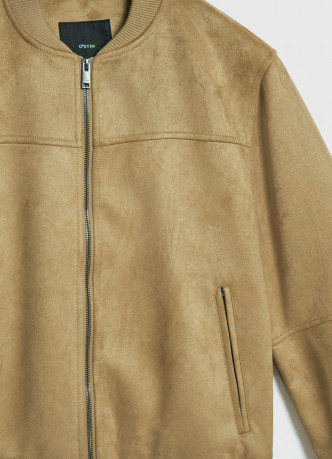 Бомбер из искусственной замши