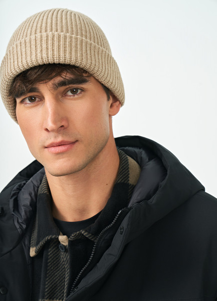 Шапка-бини с отворотом Бежевый 1199₽