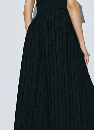 Широкие брюки на эластичном поясе