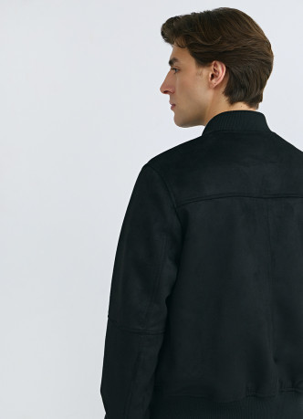 Бомбер из искусственной замши