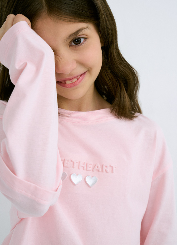 Лонгслив с вышивкой для девочек