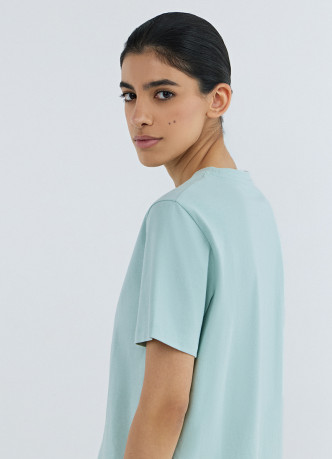 Футболка с цветочным принтом