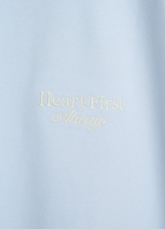 Футболка оверсайз с вышивкой