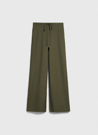 Прямые брюки с эластичным поясом