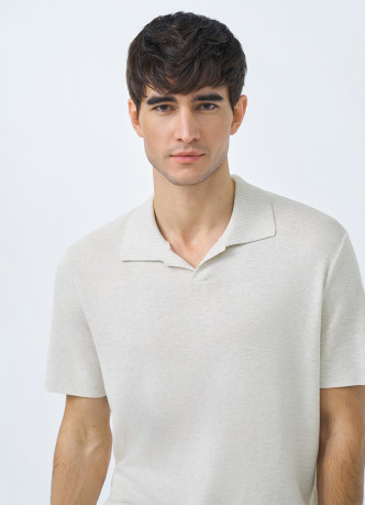 Вязаное поло с коротким рукавом