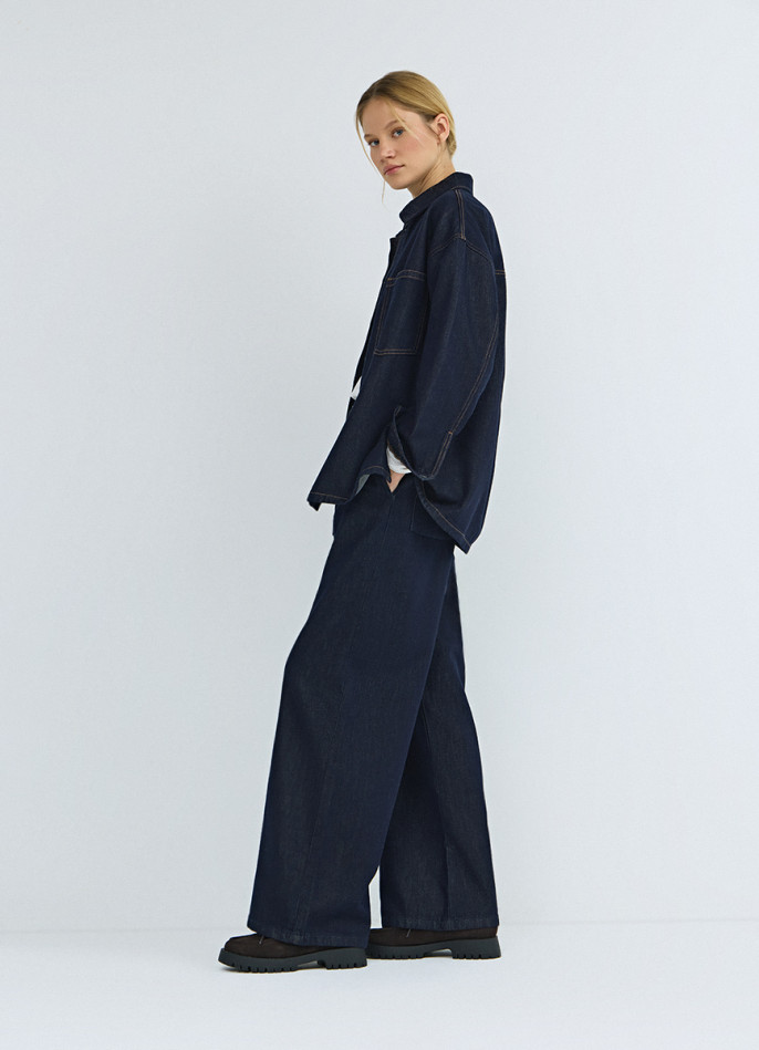 Широкие джинсы с поясом на резинке