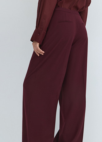 Прямые брюки со стрелками