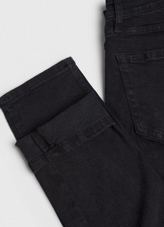 Базовые узкие джинсы