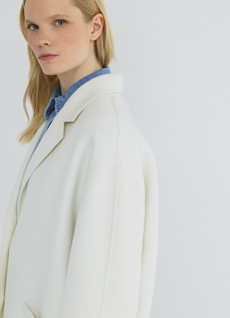 Легкое пальто