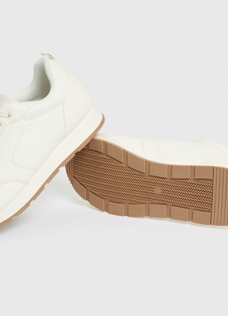 Кожаные кроссовки