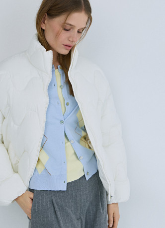 Короткая утеплённая куртка