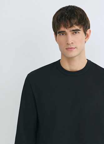 Базовый лонгслив из плотного хлопка