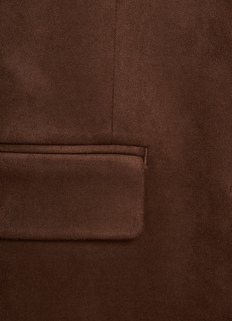 Однобортный жакет из замши