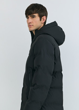 Утеплённая куртка с бесшовной технологией