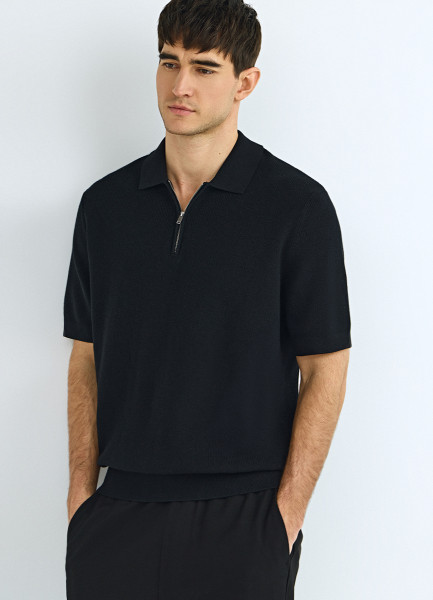 Поло из текстурной ткани с молнией, Черный