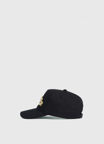 Бейсболка с объёмной вышивкой