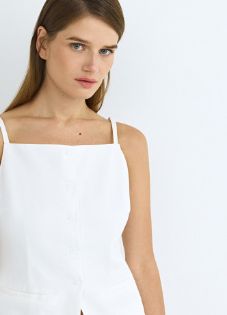 Жилет на тонких бретелях