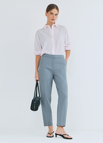 Зауженные прямые брюки Серый 2599₽