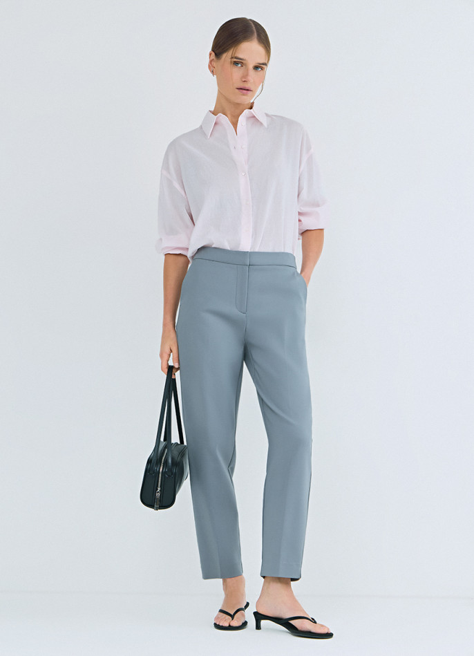 Зауженные прямые брюки