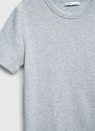 Футболка в рубчик