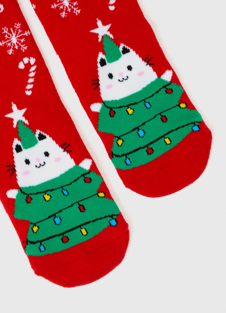 Новогодние носки для подарков: где и как зародилась традиция так украшать дом