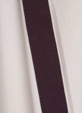 Прямые брюки с лампасами