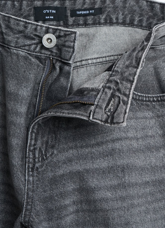 Зауженные джинсы Tapered