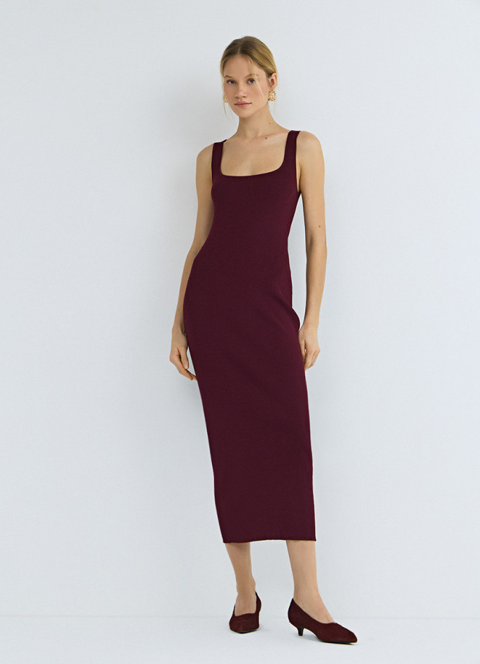 Платье в рубчик