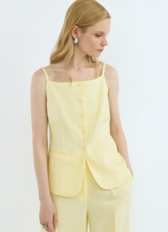 Жилет на тонких бретелях