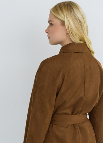 Куртка из искусственной замши с поясом