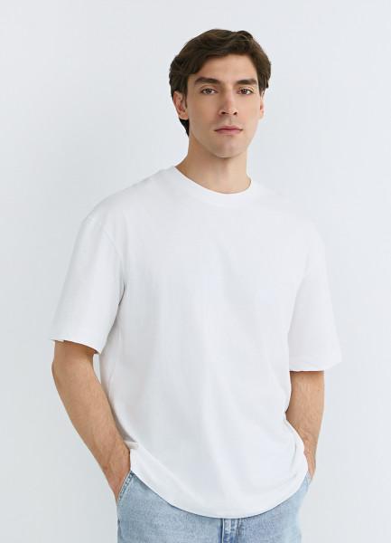 Футболка с объёмным принтом Белый 1599₽