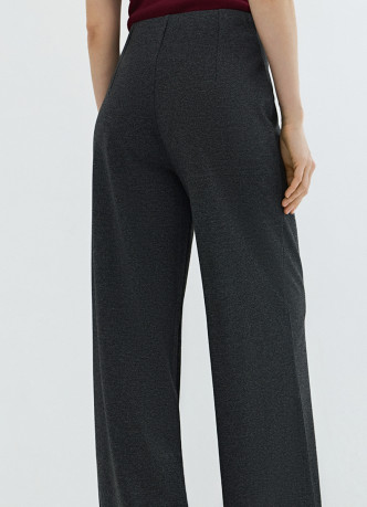 Широкие брюки из трикотажа