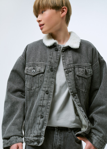 Утеплённая джинсовая куртка для мальчиков Серый 2999₽