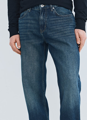 Зауженные джинсы Tapered