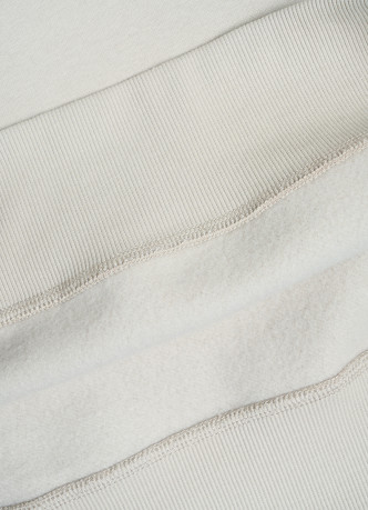 Базовый свитшот с принтом