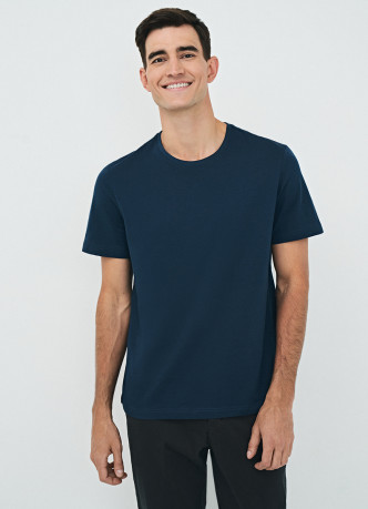 Базовая футболка