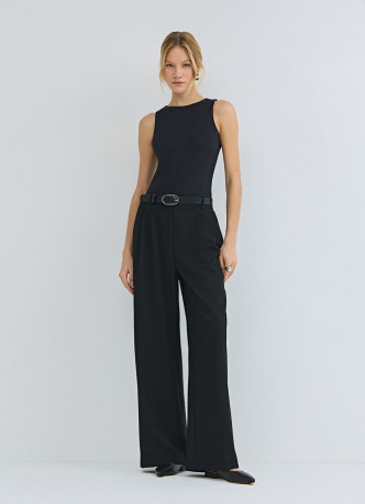 Базовое боди без рукавов