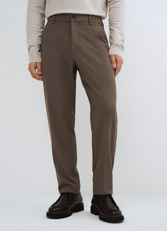 Прямые брюки с эластичным поясом