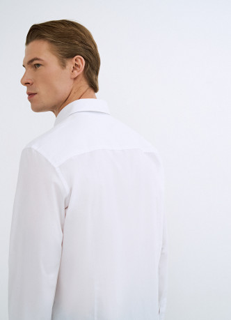 Рубашка с контрастными пуговицами и воротником