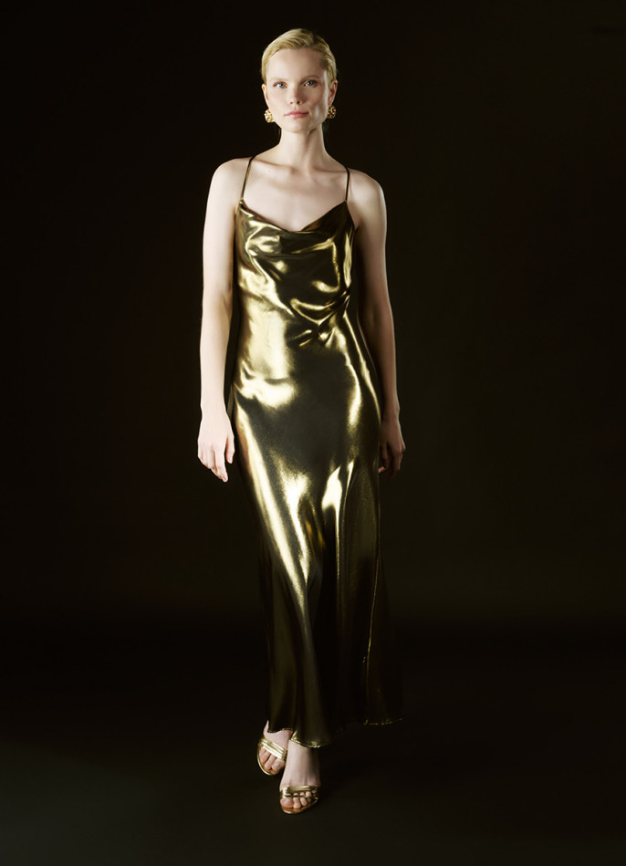 Платье из ткани с эффектом жидкого золота