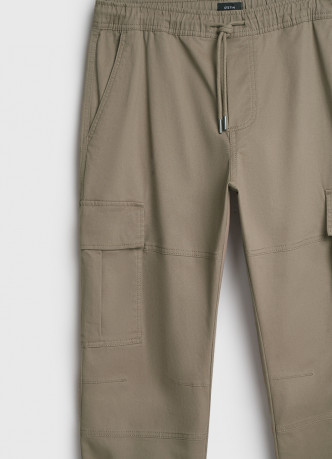 Джоггеры из твила с карго-карманами