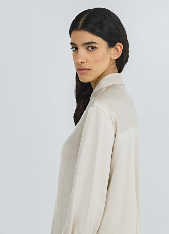 Сатиновая блузка из вискозы