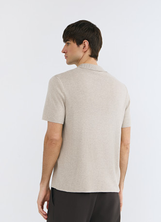 Вязаное поло с коротким рукавом